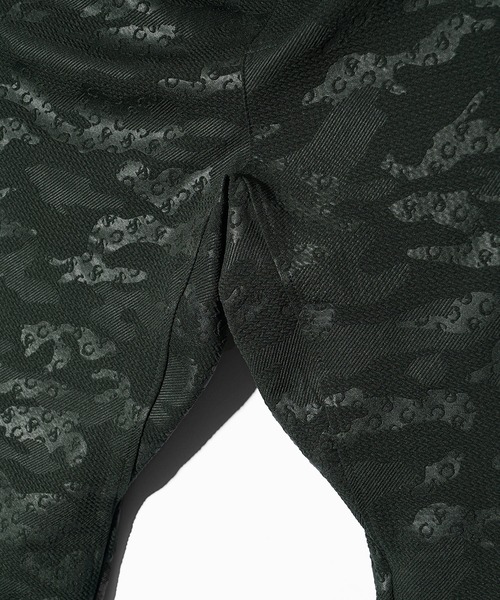 SOMEDIFF(サムディフ)の「フクレ型押し総柄カレンダー加工ガゼットクロッチ付きジョガーパンツ メンズ 春服(その他パンツ・メンズ・ブラック/カーキ・M/L/XL)」の12枚目の写真