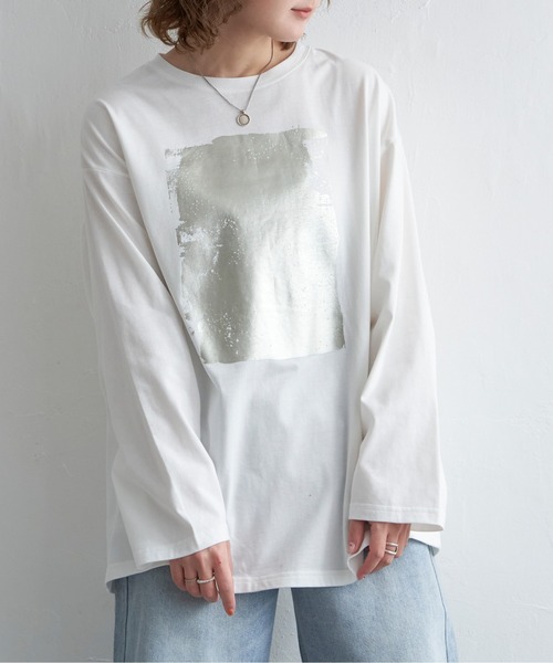 notch.（ノッチ）の「箔プリントロンＴ（Tシャツ/カットソー・レディース・オフホワイト/チャコールグレー・M）」の7枚目の写真