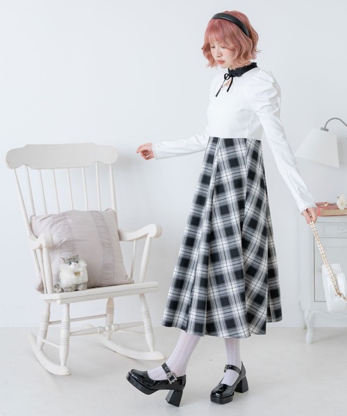DearMyLoveRose(ディアマイラブローズ)の「デコルテオープンクラシカルワンピース(ワンピース・レディース・ホワイト/ブラック/ブルー・MEDIUM/XX-LARGE/X-LARGE/LARGE)」の16枚目の写真