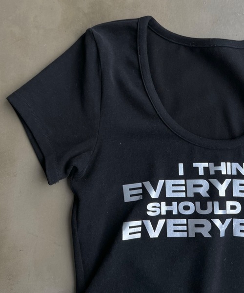 SHAGGIE（シャギー）の「サイドシャーリングUネックTeeシャツ（Tシャツ/カットソー・レディース・ブラック/ホワイト/イエロー/ライトブルー・FREE）」の11枚目の写真