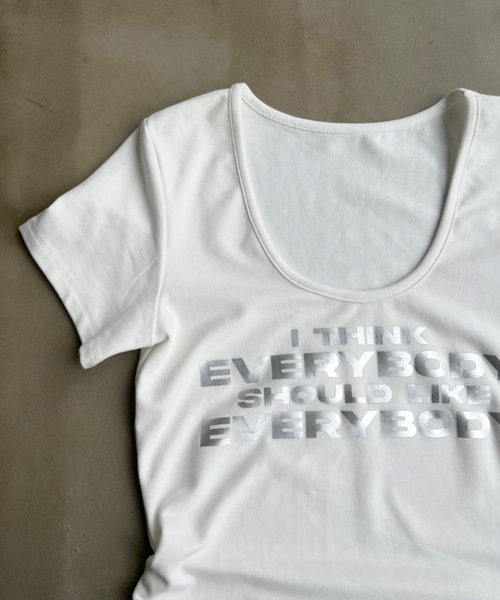 SHAGGIE（シャギー）の「サイドシャーリングUネックTeeシャツ（Tシャツ/カットソー・レディース・ブラック/ホワイト/イエロー/ライトブルー・FREE）」の7枚目の写真