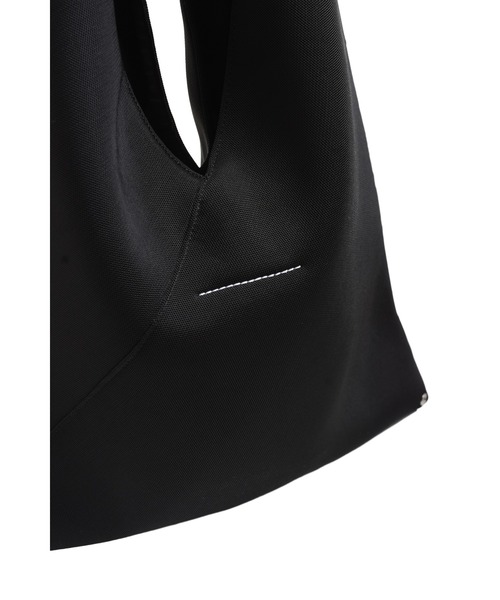 MM6 Maison Margiela（ｴﾑｴﾑｼｯｸｽ ﾒｿﾞﾝ ﾏﾙｼﾞｪﾗ）の「CLASSIC JAPANESE HANDBAG（ハンドバッグ・レディース・ブラック・ONE SIZE）」の5枚目の写真
