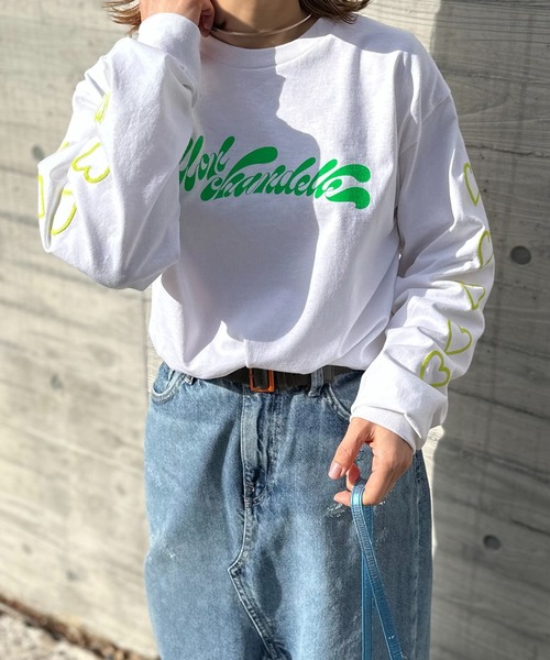 mi via loca（ミヴィアロカ）の「GILDAN 袖ハート発泡ロゴロンT 【PT NO. MVL030 ※2A】（Tシャツ/カットソー・レディース・オフホワイト/オートミール/ベージュ/ピンク/ホワイト系その他・MEDIUM/X-LARGE）」の10枚目の写真