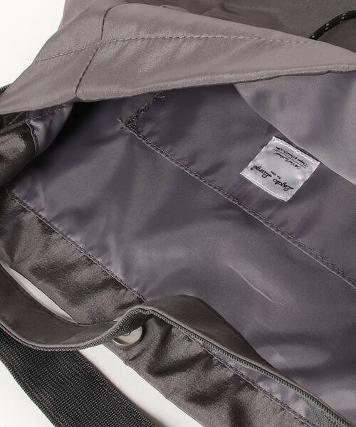 Legato Largo（レガートラルゴ）の「Legato Largo / ドロストバック　Ａ４ショルダー / LI-E1625（ショルダーバッグ・レディース・ブラック/アイボリー/グレー/ベージュ/ミント・ONESIZE）」の8枚目の写真