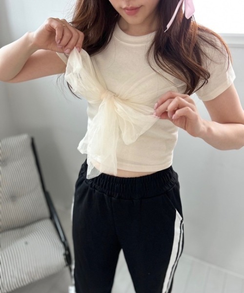 ipugo(イプゴ)の「ipugo/イプゴ チュールリボン ミニT 夏物 夏服(Tシャツ/カットソー・レディース・ブラック/アイボリー・FREE)」の1枚目の写真