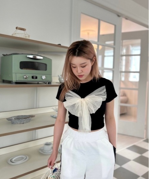 ipugo(イプゴ)の「ipugo/イプゴ チュールリボン ミニT 夏物 夏服(Tシャツ/カットソー・レディース・ブラック/アイボリー・FREE)」の15枚目の写真