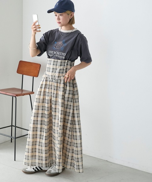 forksy.(フォルクシー)の「【forksy.】セットアップ対応 サッカーチェック柄シャーリングキャミワンピース(ワンピース・レディース・パープル系その他/レッド系その他/ベージュ系その他/ネイビー系1・FREE)」の12枚目の写真