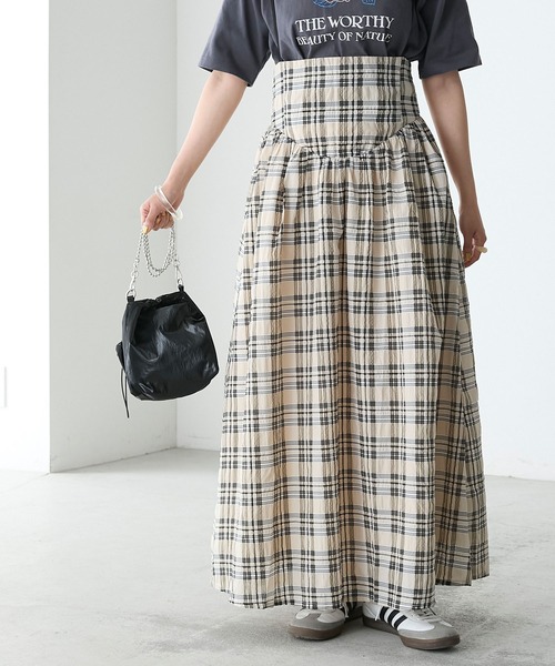 forksy.(フォルクシー)の「【forksy.】セットアップ対応 サッカーチェック柄シャーリングキャミワンピース(ワンピース・レディース・パープル系その他/レッド系その他/ベージュ系その他/ネイビー系1・FREE)」の20枚目の写真