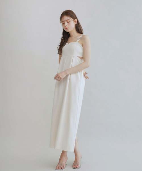 Olu.（オルドット）の「ウエストスリットキャミソールワンピース（ワンピース・レディース・ベージュ/クリーム/ブラック・FREE）」の12枚目の写真