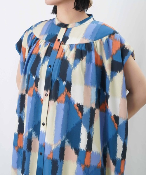 LUCA/LADY LUCK LUCA(ルカ/レディラックルカ)の「LC/LLL 幾何学柄ノースリーブワンピース(シャツワンピース・レディース・ブルー/グリーン・FREE)」の14枚目の写真