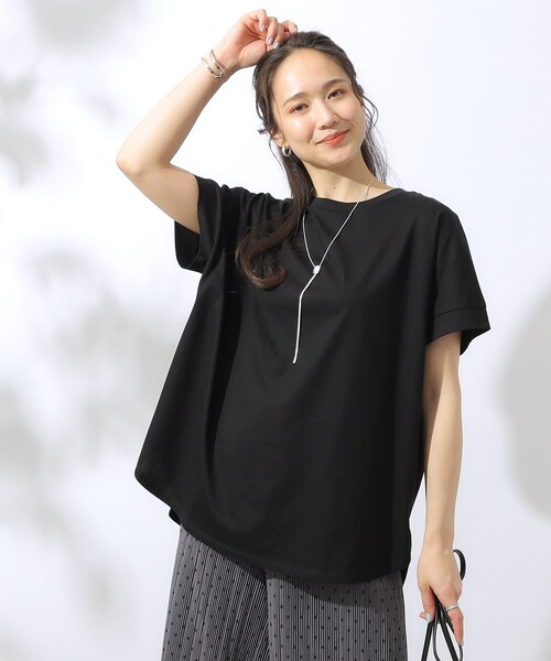 SHOO・LA・RUE（シューラルー）の「【汗ジミ防止/UV】夏も好きな色を着よう 欲ばりTシャツ（Tシャツ/カットソー・レディース・ホワイト/ブラック/グリーン/ダークオレンジ・02/03/04）」の15枚目の写真