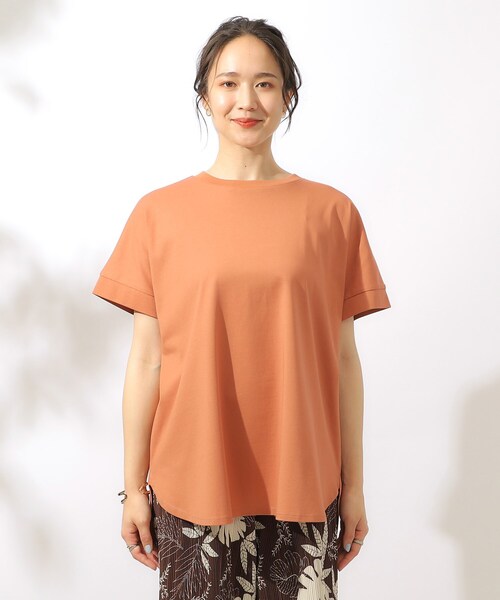 SHOO・LA・RUE（シューラルー）の「【汗ジミ防止/UV】夏も好きな色を着よう 欲ばりTシャツ（Tシャツ/カットソー・レディース・ホワイト/ブラック/グリーン/ダークオレンジ・02/03/04）」の8枚目の写真