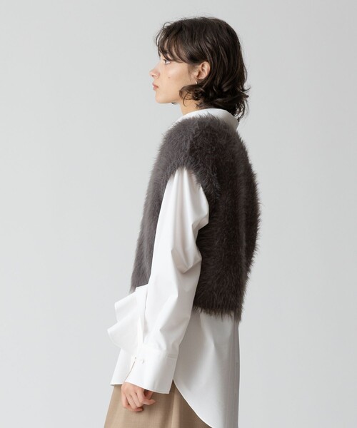 allureville（アルアバイル）の「シャギーオーバー2WAYベスト（ニット