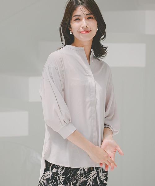 Elura（エルーラ）の「サラサラ着映え袖コンブラウス/124115（シャツ/ブラウス・レディース・ライトベージュ/オフホワイト/ネイビー・LARGE/SMALL/MEDIUM）」の9枚目の写真