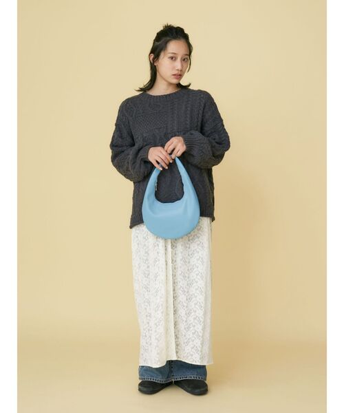 Ungrid（アングリッド）の「【WEB限定】パッチワークケーブルニット（ニット/セーター・レディース・チャコールグレー/アイボリー/サーモンピンク/グリーン/ブラウン・FREE）」の17枚目の写真