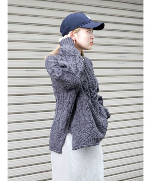 Ungrid（アングリッド）の「【WEB限定】パッチワークケーブルニット（ニット/セーター・レディース・チャコールグレー/アイボリー/サーモンピンク/グリーン/ブラウン・FREE）」の21枚目の写真