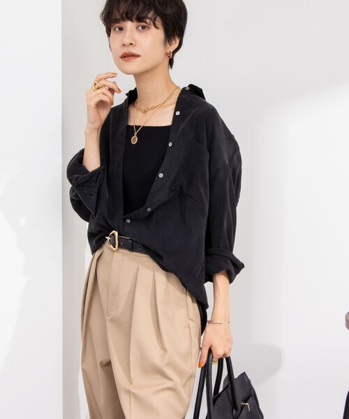 NOLLEY’S Sophi(ノーリーズソフィ)の「バックサテンジョーゼット4WAYタンク(タンクトップ・レディース・ベージュ/ブラック/オフホワイト・36/38)」の5枚目の写真