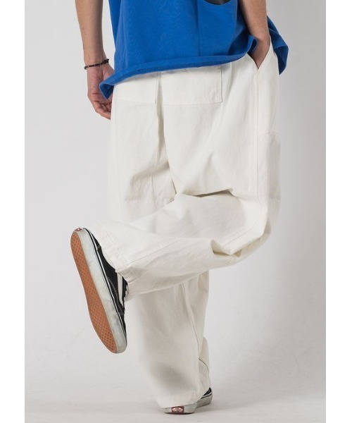 RE730（アールイーセブンサーティー）の「RE730 バルーンシルエットベイカーパンツ（デニムパンツ・メンズ・インディゴブルー/イエロー/グリーン/ホワイト×ブラック/ブラック/サックスブルー/オフホワイト・MEDIUM/LARGE/SMALL）」の18枚目の写真