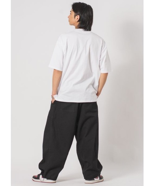 RE730（アールイーセブンサーティー）の「RE730 バルーンシルエットベイカーパンツ（デニムパンツ・メンズ・インディゴブルー/イエロー/グリーン/ホワイト×ブラック/ブラック/サックスブルー/オフホワイト・MEDIUM/LARGE/SMALL）」の14枚目の写真