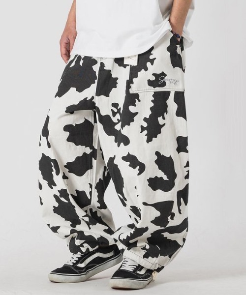 RE730（アールイーセブンサーティー）の「RE730 バルーンシルエットベイカーパンツ（デニムパンツ・メンズ・インディゴブルー/イエロー/グリーン/ホワイト×ブラック/ブラック/サックスブルー/オフホワイト・MEDIUM/LARGE/SMALL）」の22枚目の写真