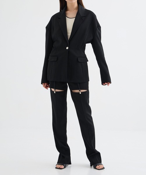 THE PERMANENT EYE(ザパーマネントアイ)の「【GURTWEIN/ガーウィン】steep shoulders tailored blazer/パワーショルダーテーラードジャケット(テーラードジャケット・レディース・ブラック・SMALL)」の2枚目の写真