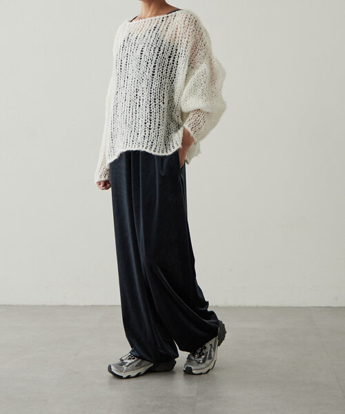 earthy(アーシー)の「シアーハンドライクオーバーニット(ニット/セーター・レディース・オフホワイト/モカ/オレンジ/ブラック・FREE)」の6枚目の写真