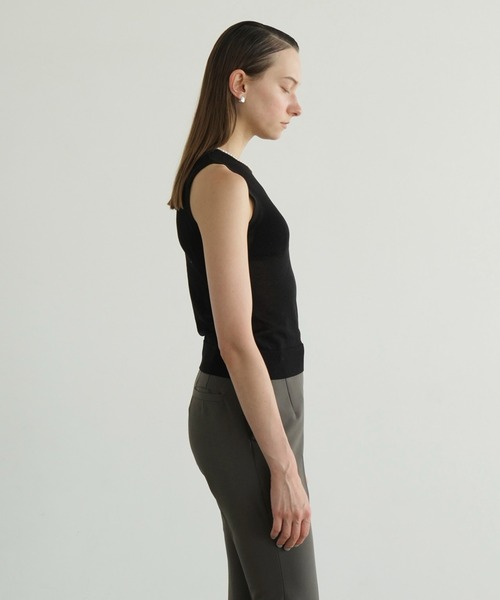 セール】SLEEVELESS SHEER KNIT TOPS（ニット/セーター）｜CLANE