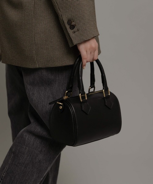 AULENTTI（オウレンティ）の「AULENTTI　ミニボストンバッグ（ボストンバッグ・レディース・ブラック/ベージュ・ONE）」の4枚目の写真