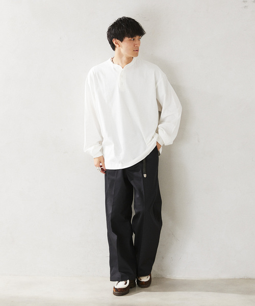 Dickies(ディッキーズ)の「DICKIES / ディッキーズ 別注 シンチバック ワイドワークパンツ(チノパンツ・メンズ・チャコールグレー/ブラック/ベージュ・MEDIUM/X-LARGE/LARGE)」の11枚目の写真