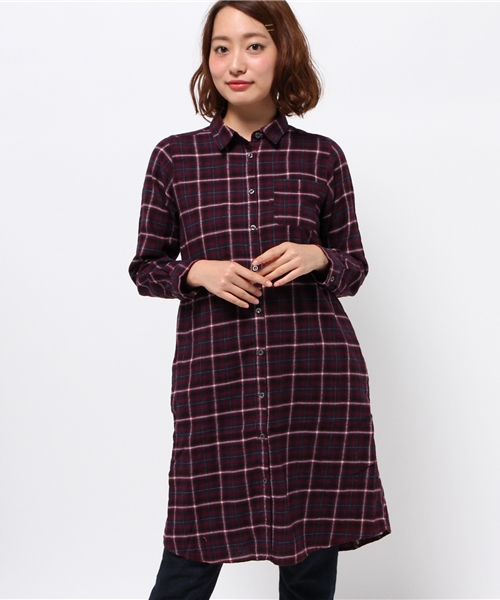 one after another NICE CLAUP(ワンアフターアナザーナイスクラップ)の「【ナイスクラップ】チェックロングシャツ(シャツ/ブラウス・レディース・オフホワイト/ボルドー/ネイビー・FREE)」の13枚目の写真