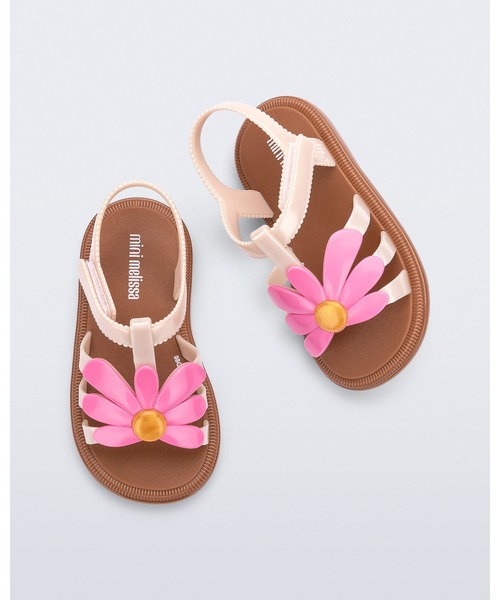 melissa(メリッサ)の「MINI MELISSA HIP BLOOMY BB(サンダル・キッズ・ブラウン/グリーン/ピンク/ブラック/ベビーピンク/ブルー/イエロー/ブラウン系その他/ライラック・24/27/30/25-26/28-29/22-23)」の3枚目の写真