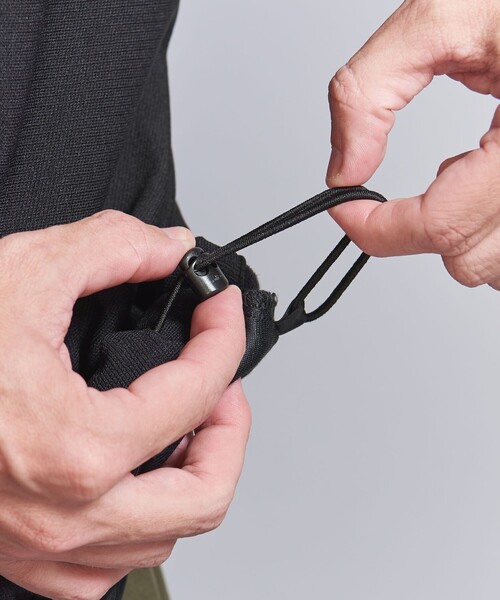 BEAUTY&YOUTH UNITED ARROWS(ビューティーアンドユースユナイテッドアローズ)の「パーフェクト ストレッチ アジャスト クルーネック スウェット ‐伸縮性‐(スウェット・メンズ・ブラック/ダークグレー/ベージュ・XL/L/M/S)」の17枚目の写真