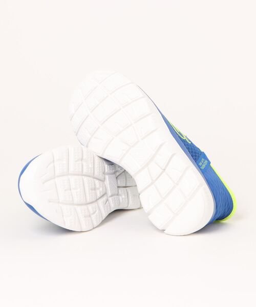 SKECHERS(スケッチャーズ)の「《SKECHERS》SUMMITS - HIGH RANGE(スリッポン・キッズ・ブラック×ブラック/ブルー系その他・22.5cm/23.5cm/23.0cm/24.0cm/25.0cm/22.0cm/18.0cm/19.0cm/20.0cm/21.0cm/21.5cm/17.0cm)」の4枚目の写真