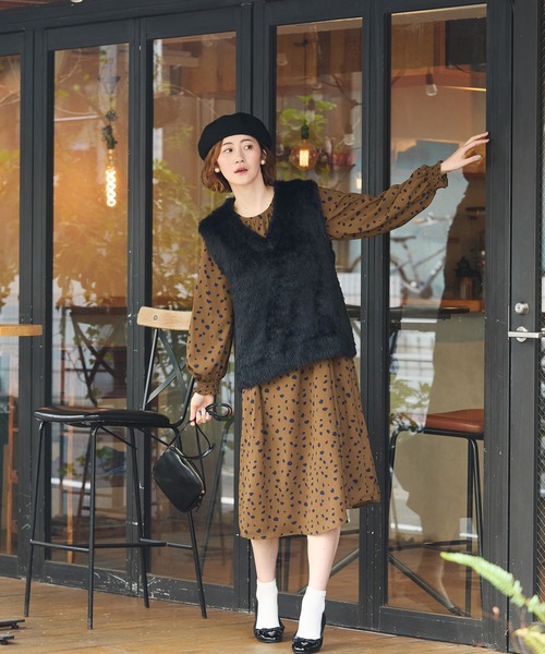 Petit Honfleur(プチオンフルール)の「プリントワンピース(ワンピース・レディース・モカ/ネイビー・9号/11号)」の22枚目の写真