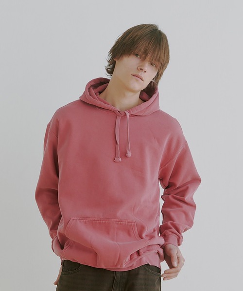 COLIN(コリン)の「COLIN:GARMENT DYE SWEAT PARKA(パーカー・メンズ・レッド/ブルー/チャコールグレー・L/M)」の3枚目の写真
