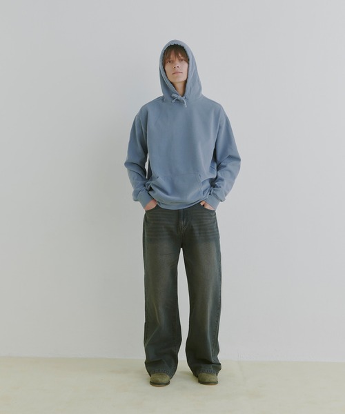 COLIN(コリン)の「COLIN:GARMENT DYE SWEAT PARKA(パーカー・メンズ・レッド/ブルー/チャコールグレー・L/M)」の14枚目の写真
