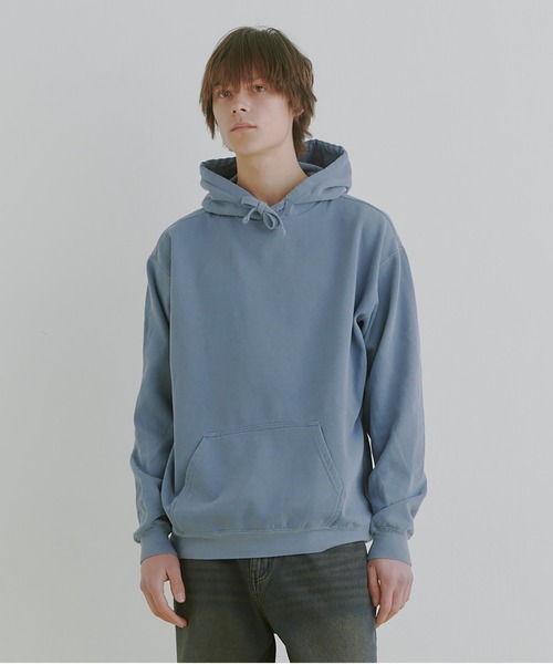 COLIN(コリン)の「COLIN:GARMENT DYE SWEAT PARKA(パーカー・メンズ・レッド/ブルー/チャコールグレー・L/M)」の16枚目の写真