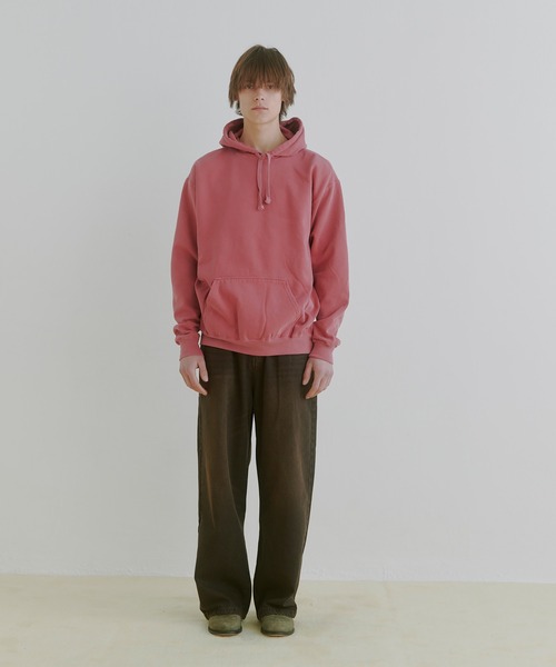 COLIN(コリン)の「COLIN:GARMENT DYE SWEAT PARKA(パーカー・メンズ・レッド/ブルー/チャコールグレー・L/M)」の18枚目の写真