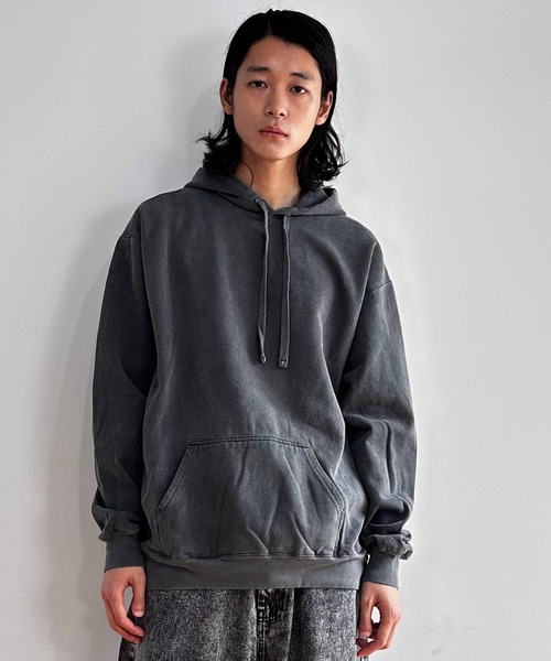 COLIN(コリン)の「COLIN:GARMENT DYE SWEAT PARKA(パーカー・メンズ・レッド/ブルー/チャコールグレー・L/M)」の22枚目の写真