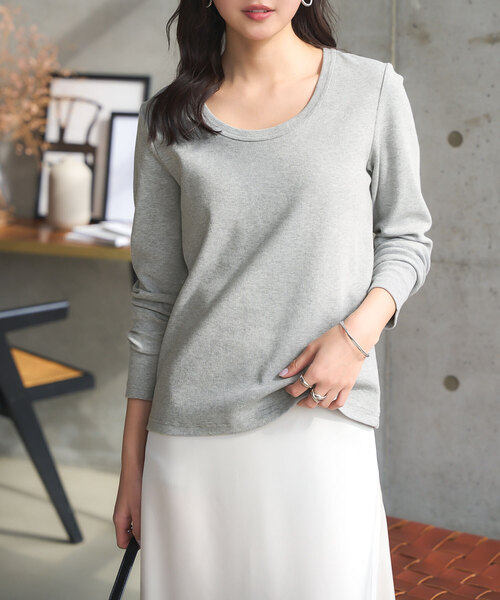 M L XL 選べるサイズ ] 深Uネック細リブ長袖Tシャツ（Tシャツ
