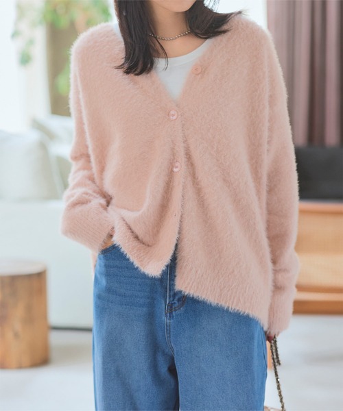 KOBE LETTUCE（コウベレタス）の「[ M L XL 選べるサイズ ] 深Uネック細リブ長袖Tシャツ（Tシャツ/カットソー・レディース・オフホワイト/ベージュ/レッド/ブラック/グレー/グリーン/アイボリー系/ネイビー/ピンク/イエロー系・L/M/XL）」の15枚目の写真