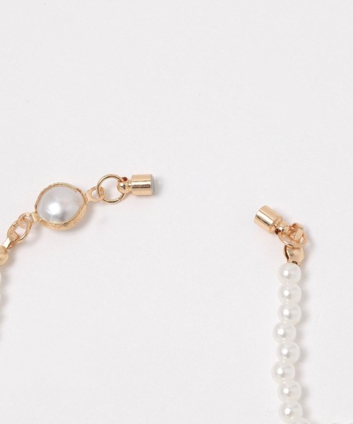 FOREVER 21（フォーエバー トゥエンティーワン）の「パールネックレス（ネックレス・レディース・ゴールド・FREE）」の4枚目の写真