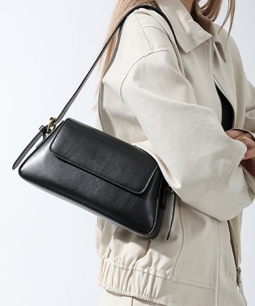 gossip!ロサンゼルス(ゴシップロサンゼルス)の「ベルトショルダー横長バッグ(ショルダーバッグ・レディース・ブラウン/ブラック/ベージュ・FREE)」の2枚目の写真