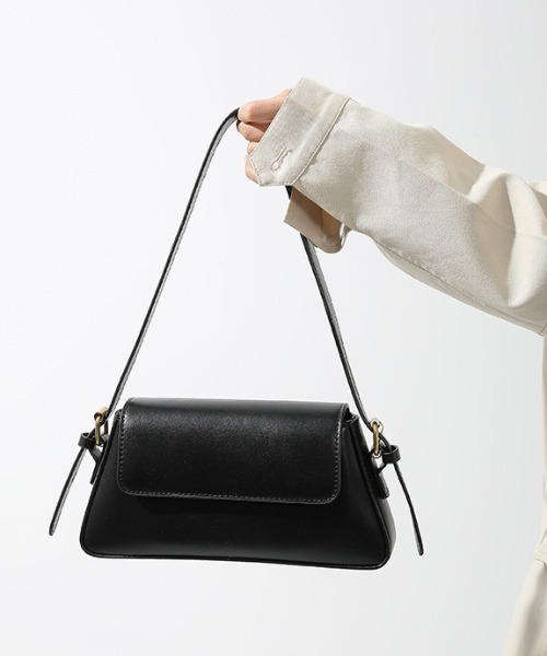 gossip!ロサンゼルス(ゴシップロサンゼルス)の「ベルトショルダー横長バッグ(ショルダーバッグ・レディース・ブラウン/ブラック/ベージュ・FREE)」の4枚目の写真