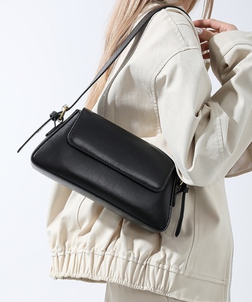gossip!ロサンゼルス(ゴシップロサンゼルス)の「ベルトショルダー横長バッグ(ショルダーバッグ・レディース・ブラウン/ブラック/ベージュ・FREE)」の21枚目の写真