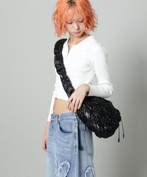 SIS(エスアイエス)の「【WEB限定】SIS/エスアイエス/メタリックギャザーバッグ(トートバッグ・レディース・シルバー/ブラック・F)」の14枚目の写真
