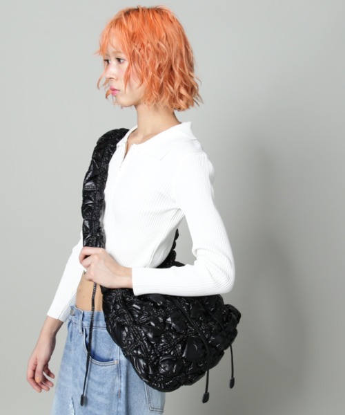 SIS(エスアイエス)の「【WEB限定】SIS/エスアイエス/メタリックギャザーバッグ(トートバッグ・レディース・シルバー/ブラック・F)」の1枚目の写真