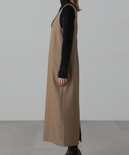 FREE'S MART（フリーズマート）の「深Uネックジャンスカ（ジャンパースカート・レディース・ブラック/ブラウン・MEDIUM/SMALL）」の17枚目の写真