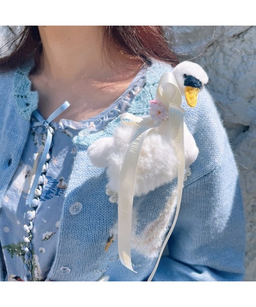 PINK HOUSE（ピンクハウス）の「SWAN LAKE ぬいぐるみコサージュ（ブローチ/コサージュ・レディース・ホワイト・フリー）」の7枚目の写真