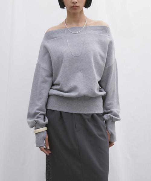 Aunt Marie's(アントマリーズ)の「ボリュームスリーブオフショルダースウェット(スウェット・レディース・チャコールグレー/グレー・FREE)」の5枚目の写真